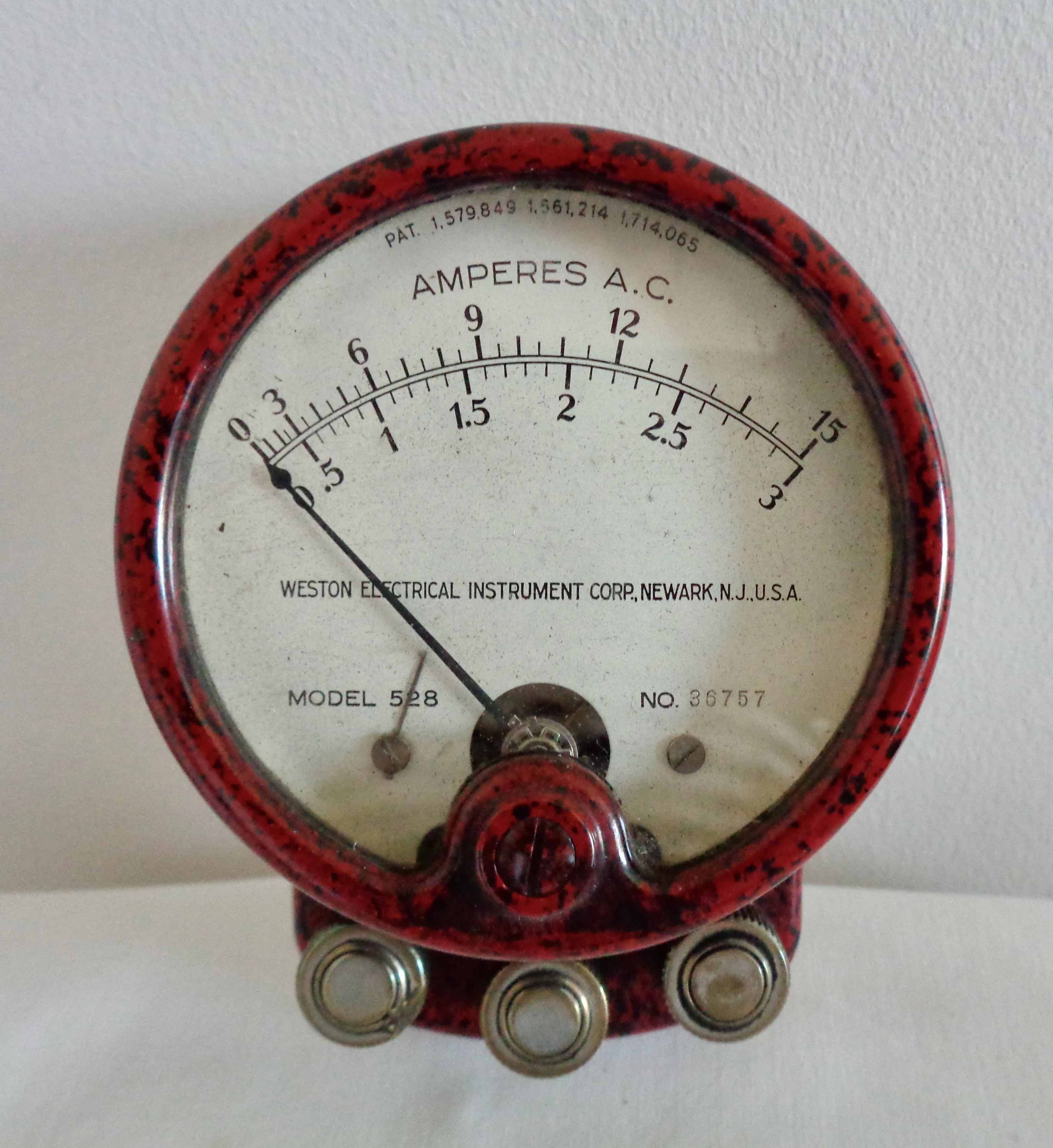 1920s Weston Electrical Instruments Red Bakelite Ammeter