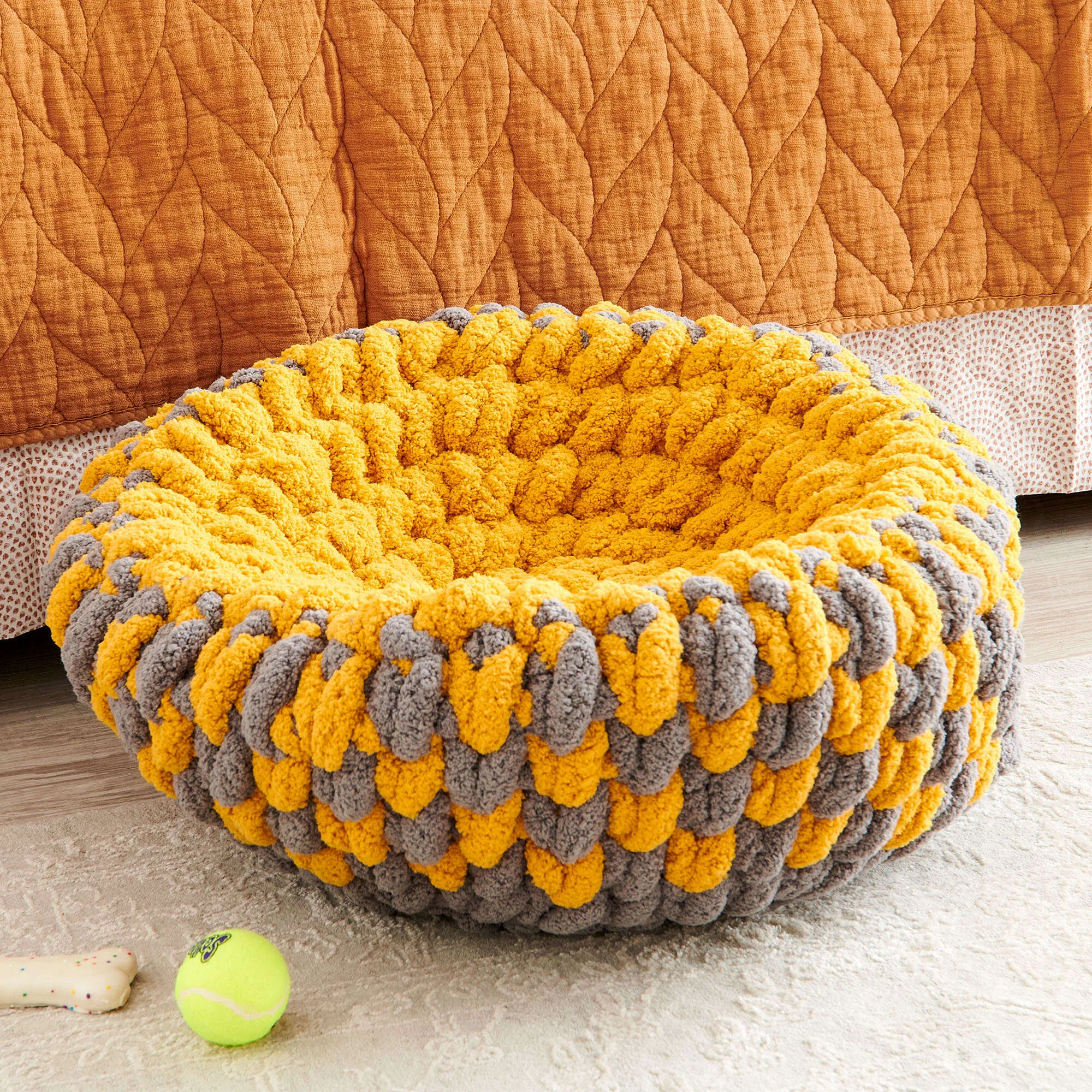 Bernat Crochet Pet Nap Bed