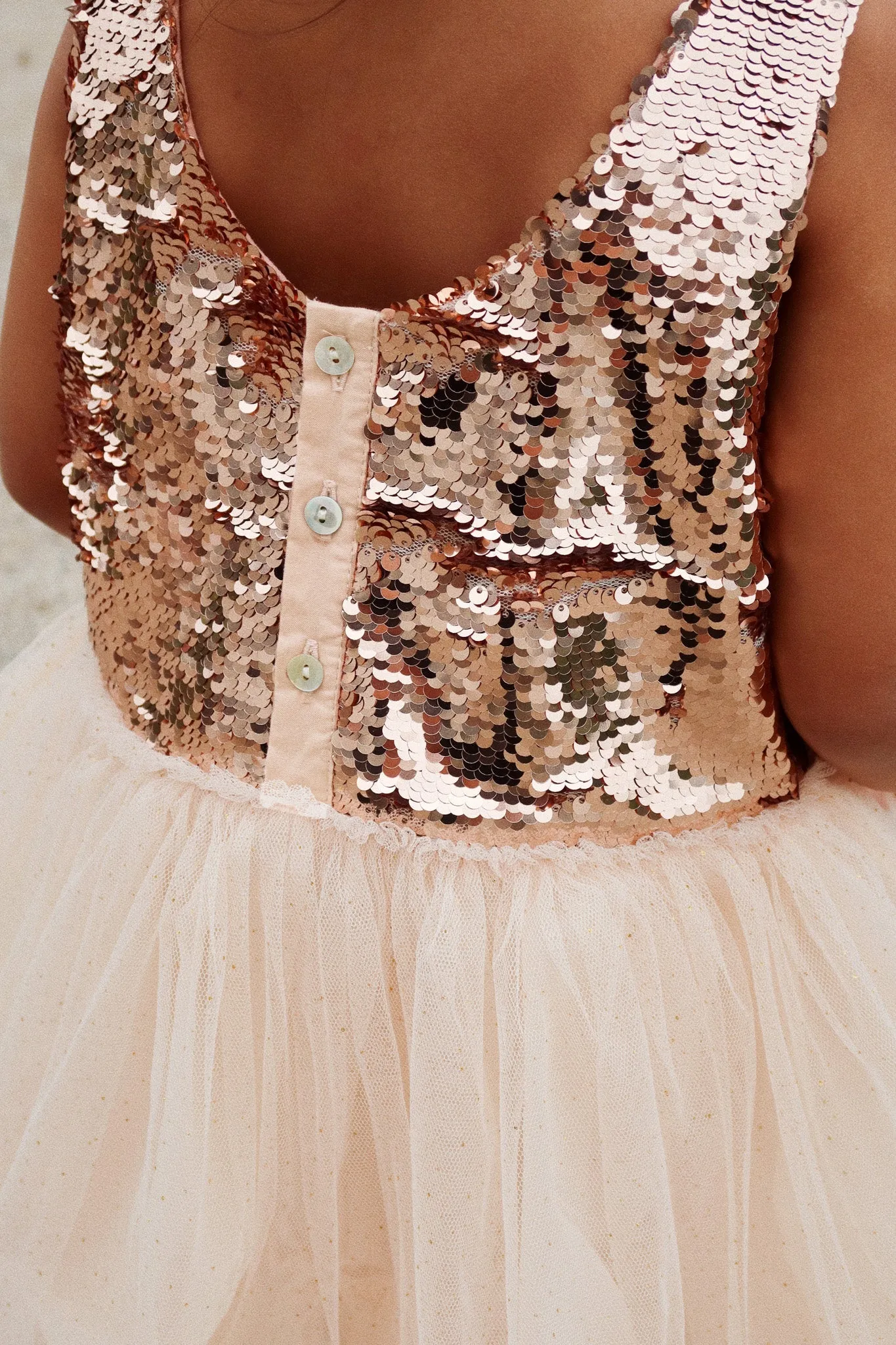 Konges Slojd - Robe à Paillettes - Blush Doré||Konges Slojd - Minnu Dress - Glitter Dress - Gold Blush